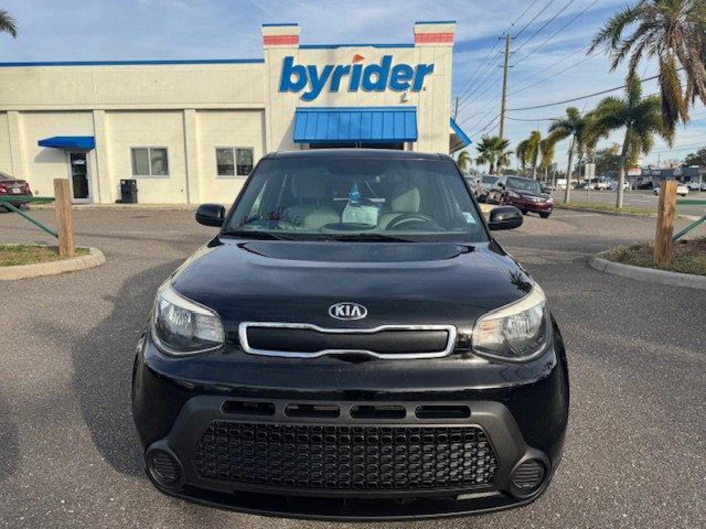 2015 Kia Soul (KNDJN2A21F7) with an Other engine, AUTOMATIC transmission, located at 7701 Park Blvd., Pinellas Park, FL, 33781, (727) 369-7777, 27.839552, -82.747284 - KBB.com 10 Coolest New Cars Under $18,000. Only 97,275 Miles! Scores 30 Highway MPG and 24 City MPG! This Kia Soul boasts a Regular Unleaded I-4 1.6 L/97 engine powering this Automatic transmission. WHEEL LOCKS, SHADOW BLACK, GRAY 2-TONE, CLOTH SEAT TRIM.*This Kia Soul Comes Equipped with These Opti - Photo#1