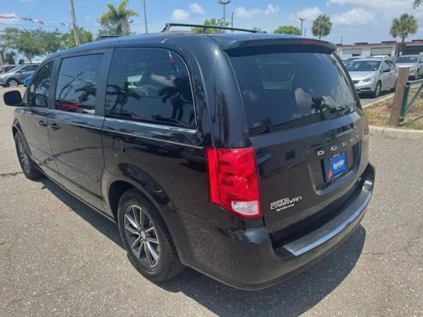 2017 Dodge Grand Caravan (2C4RDGCG9HR) with an Other engine, AUTOMATIC transmission, located at 7701 Park Blvd., Pinellas Park, FL, 33781, (727) 369-7777, 27.839552, -82.747284 - **Discover Your Next Family Adventure in This 2017 Dodge Grand Caravan!**<br /> <br /> Are you in search of the perfect vehicle to accommodate your growing family or support your busy lifestyle? Look no further than this stunning 2017 Dodge Grand Caravan, available now at Byrider Florida #154 in Pin - Photo#3
