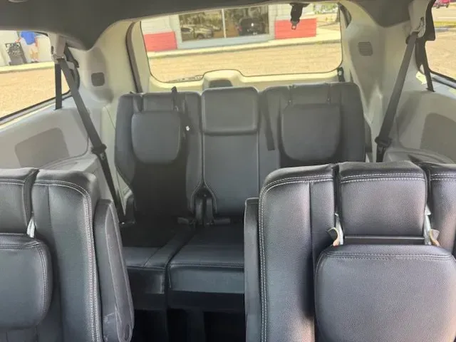 2017 Dodge Grand Caravan (2C4RDGCG9HR) with an Other engine, AUTOMATIC transmission, located at 7701 Park Blvd., Pinellas Park, FL, 33781, (727) 369-7777, 27.839552, -82.747284 - **Discover Your Next Family Adventure in This 2017 Dodge Grand Caravan!**<br /> <br /> Are you in search of the perfect vehicle to accommodate your growing family or support your busy lifestyle? Look no further than this stunning 2017 Dodge Grand Caravan, available now at Byrider Florida #154 in Pin - Photo#7