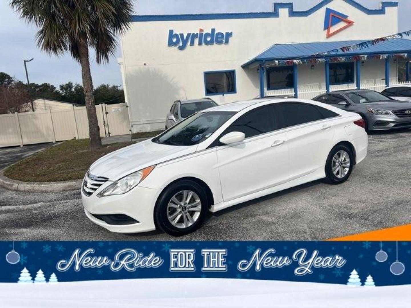 2014 Hyundai Sonata (5NPEB4AC4EH) with an Other engine, AUTOMATIC transmission, located at 8829 US Hwy 19, Port Richey, FL, 34668, (727) 264-1107, 28.285917, -82.717346 - KBB.com 10 Best Late-Model Used Cars Under $15,000. Only 109,447 Miles! Delivers 35 Highway MPG and 24 City MPG! This Hyundai Sonata delivers a Regular Unleaded I-4 2.4 L/144 engine powering this Automatic transmission. PEARL WHITE, OPTION GROUP 1, GRAY, PREMIUM CLOTH SEATING SURFACES.* This Hyundai - Photo#0