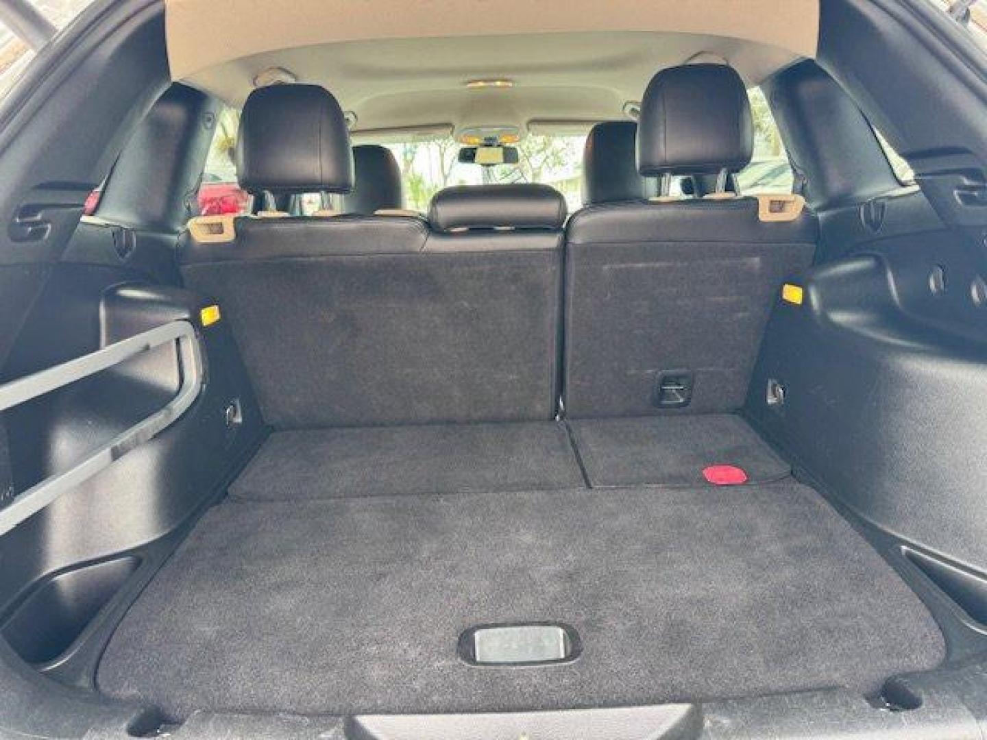 2016 Jeep Cherokee (1C4PJLCB4GW) with an Other engine, AUTOMATIC transmission, located at 7701 Park Blvd., Pinellas Park, FL, 33781, (727) 369-7777, 27.839552, -82.747284 - Delivers 31 Highway MPG and 22 City MPG! This Jeep Cherokee delivers a Regular Unleaded I-4 2.4 L/144 engine powering this Automatic transmission. TRANSMISSION: 9-SPEED 948TE AUTOMATIC (STD), SIRIUSXM SATELLITE RADIO (subscription required), RADIO: UCONNECT 8.4 -inc: Nav Capable! See Dealer For Deta - Photo#6