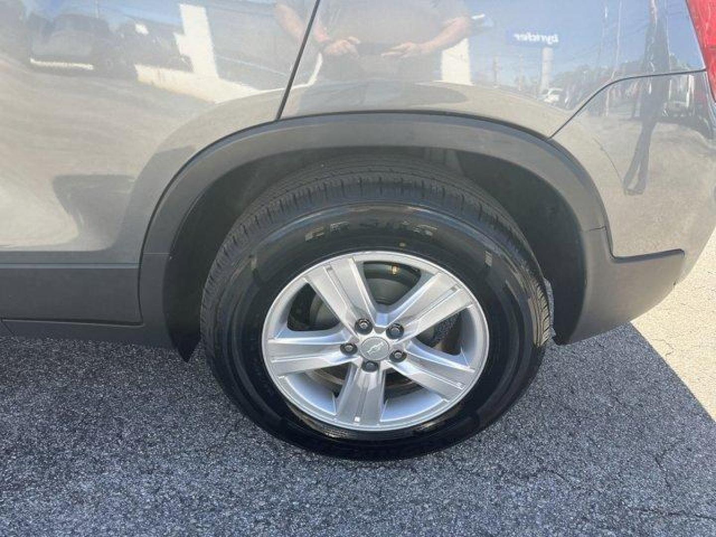 2020 Chevrolet Trax (3GNCJKSB8LL) with an Other engine, AUTOMATIC transmission, located at 1285 Cassat Ave, Jacksonville, FL, 32205, (904) 425-3000, 30.299780, -81.732430 - Delivers 31 Highway MPG and 26 City MPG! This Chevrolet Trax delivers a Turbocharged Gas 4-Cyl 1.4L/ engine powering this Automatic transmission. TRANSMISSION, 6-SPEED AUTOMATIC (STD), TINT AND CRUISE PACKAGE includes (AKO) deep-tinted, rear windows and liftgate glass and (K34) cruise control, SEATS - Photo#4