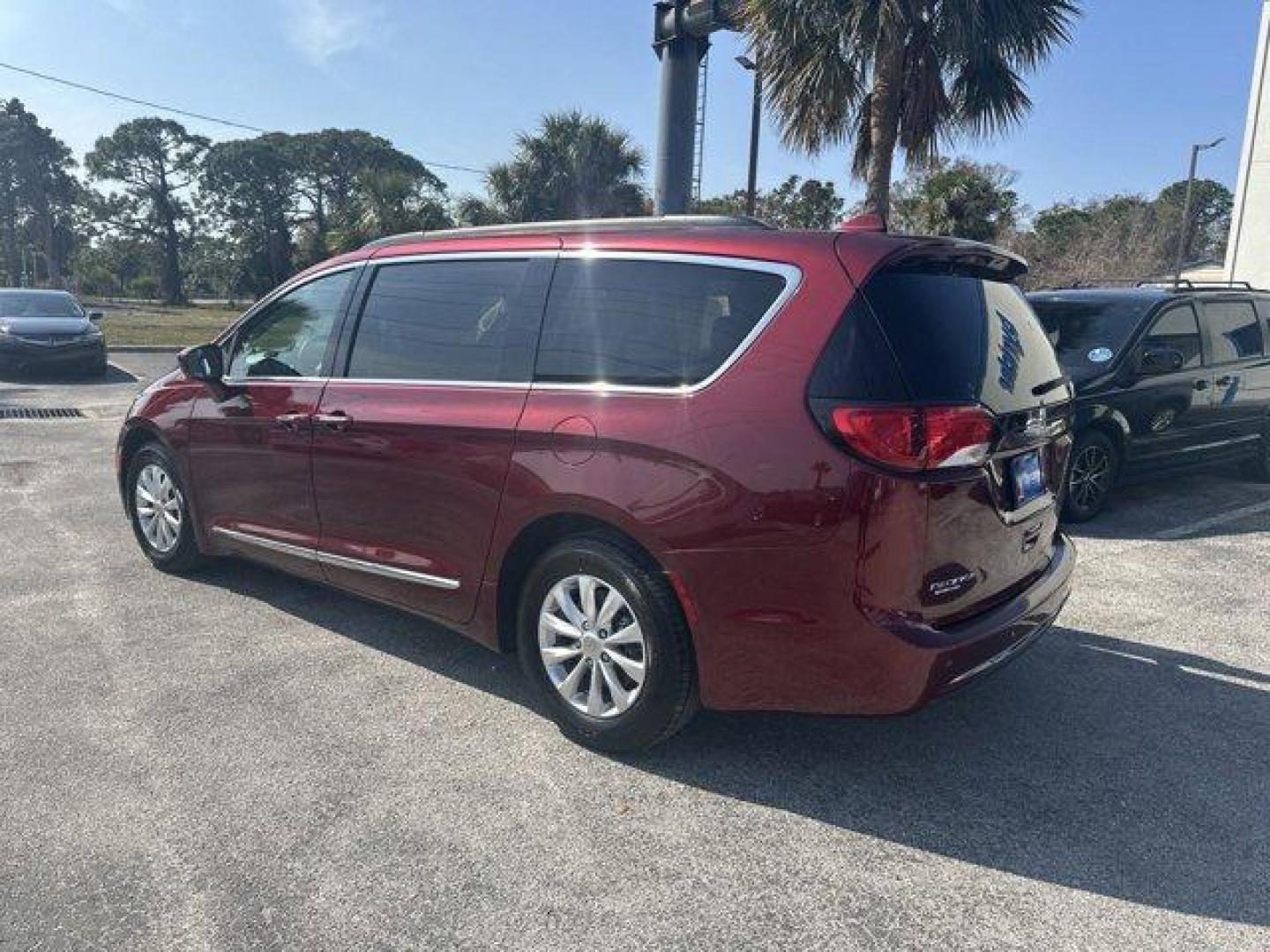 2017 Chrysler Pacifica (2C4RC1BG8HR) with an Other engine, AUTOMATIC transmission, located at 8829 US Hwy 19, Port Richey, FL, 34668, (727) 264-1107, 28.285917, -82.717346 - KBB.com 12 Best Family Cars. Delivers 28 Highway MPG and 18 City MPG! This Chrysler Pacifica delivers a Regular Unleaded V-6 3.6 L/220 engine powering this Automatic transmission. WHEELS: 17 X 7.0 ALUMINUM (STD), VELVET RED PEARLCOAT, TRANSMISSION: 9-SPEED 948TE FWD AUTOMATIC (STD).* This Chrysler P - Photo#3