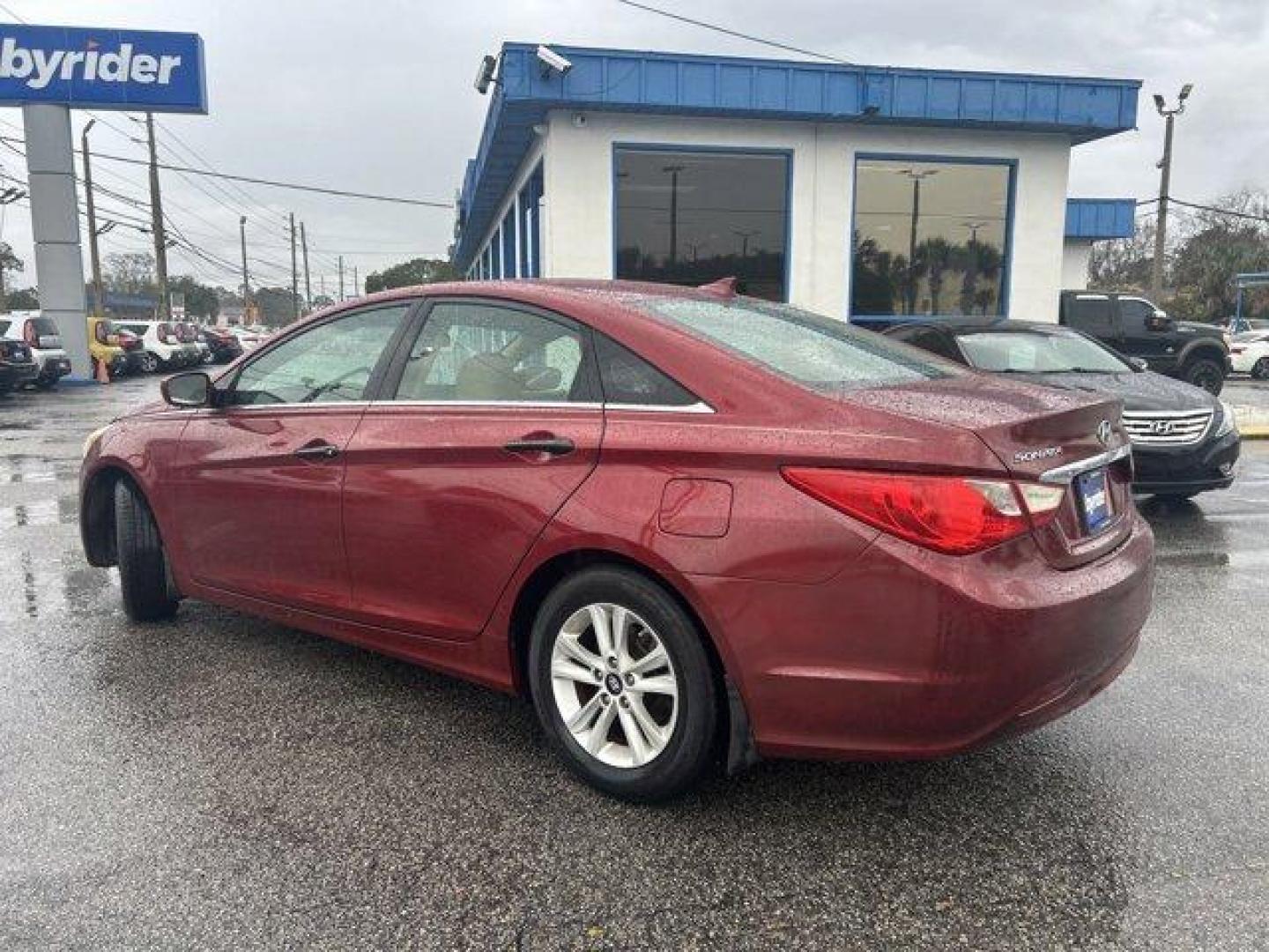 2012 Hyundai Sonata (5NPEB4AC9CH) with an Other engine, AUTOMATIC transmission, located at 1285 Cassat Ave, Jacksonville, FL, 32205, (904) 425-3000, 30.299780, -81.732430 - IIHS Top Safety Pick. Only 85,548 Miles! Scores 35 Highway MPG and 24 City MPG! This Hyundai Sonata boasts a Gas I4 2.4L/144 engine powering this Automatic transmission. SPARKLING RUBY, POPULAR EQUIPMENT PKG -inc: pwr driver's seat, pwr driver lumbar support, automatic headlight control, chrome inte - Photo#3
