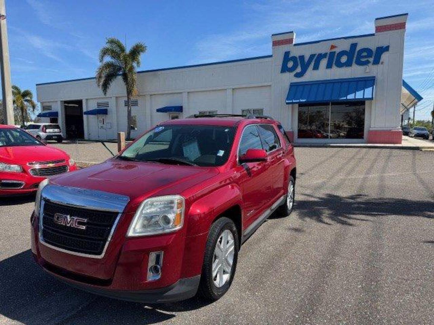 2013 GMC Terrain (2GKALUEK9D6) with an Other engine, AUTOMATIC transmission, located at 7701 Park Blvd., Pinellas Park, FL, 33781, (727) 369-7777, 27.839552, -82.747284 - IIHS Top Safety Pick. Only 108,539 Miles! Boasts 32 Highway MPG and 22 City MPG! This GMC Terrain delivers a Gas/Ethanol I4 2.4L/145 engine powering this Automatic transmission. WHEELS, 4 - 18 X 7.5 (45.7 CM X 19.1 CM) CHROME-CLAD ALUMINUM, UNIVERSAL HOME REMOTE includes garage door opener, programm - Photo#0