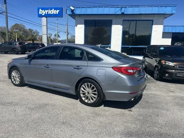 2015 Hyundai Sonata (5NPE34AF5FH) with an Other engine, AUTOMATIC transmission, located at 1285 Cassat Ave, Jacksonville, FL, 32205, (904) 425-3000, 30.299780, -81.732430 - ### Discover the Perfect Blend of Comfort and Reliability with the 2015 Hyundai Sonata at Byrider Florida #139<br /> <br /> Are you a budget-conscious buyer searching for a dependable sedan that fits your active lifestyle? Look no further! The 2015 Hyundai Sonata is the ideal vehicle for daily commu - Photo#3