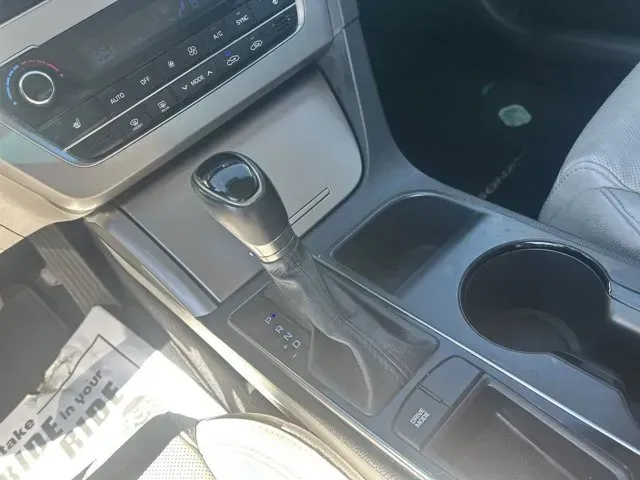 2015 Hyundai Sonata (5NPE34AF5FH) with an Other engine, AUTOMATIC transmission, located at 1285 Cassat Ave, Jacksonville, FL, 32205, (904) 425-3000, 30.299780, -81.732430 - ### Discover the Perfect Blend of Comfort and Reliability with the 2015 Hyundai Sonata at Byrider Florida #139<br /> <br /> Are you a budget-conscious buyer searching for a dependable sedan that fits your active lifestyle? Look no further! The 2015 Hyundai Sonata is the ideal vehicle for daily commu - Photo#13