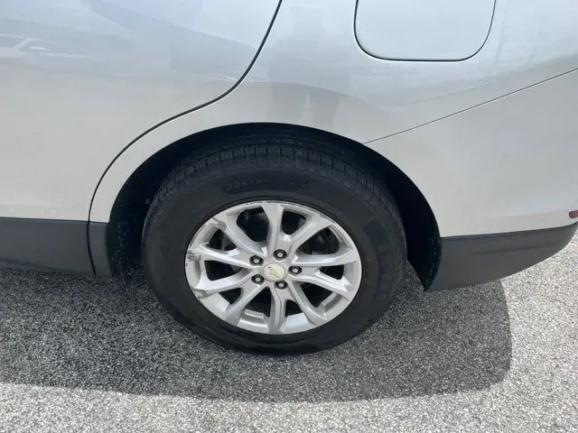 2020 Chevrolet Equinox (3GNAXHEV6LS) with an Other engine, AUTOMATIC transmission, located at 1285 Cassat Ave, Jacksonville, FL, 32205, (904) 425-3000, 30.299780, -81.732430 - **Embrace Your Adventurous Spirit with the 2020 Chevrolet Equinox at Byrider Florida #139** <br /> <br /> Are you ready to elevate your daily commute or embark on your next weekend adventure? The 2020 Chevrolet Equinox, available at Byrider Florida #139 in Jacksonville, FL, is the perfect companion - Photo#6