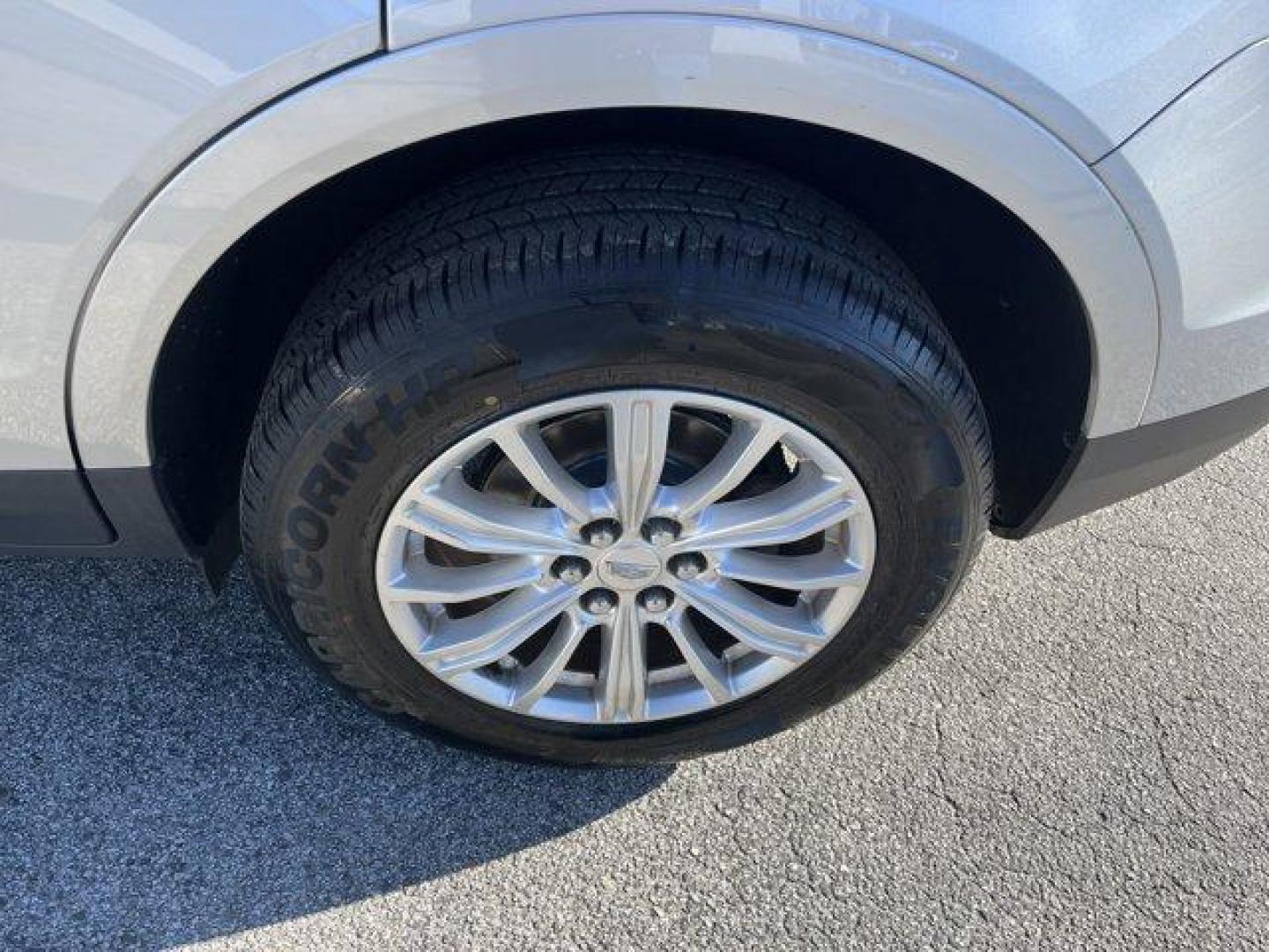 2018 Cadillac XT5 (1GYKNARSXJZ) with an Other engine, AUTOMATIC transmission, located at 1285 Cassat Ave, Jacksonville, FL, 32205, (904) 425-3000, 30.299780, -81.732430 - Delivers 26 Highway MPG and 19 City MPG! This Cadillac XT5 delivers a Gas V6 3.6L/222.6 engine powering this Automatic transmission. WHEELS, 18 X 8 (45.7 CM X 20.3 CM) MULTI-SPOKE ALUMINUM with Blade Silver painted finish, TRANSMISSION, 8-SPEED AUTOMATIC (STD), TIRES, P235/65R18 ALL-SEASON, H-RATED, - Photo#6