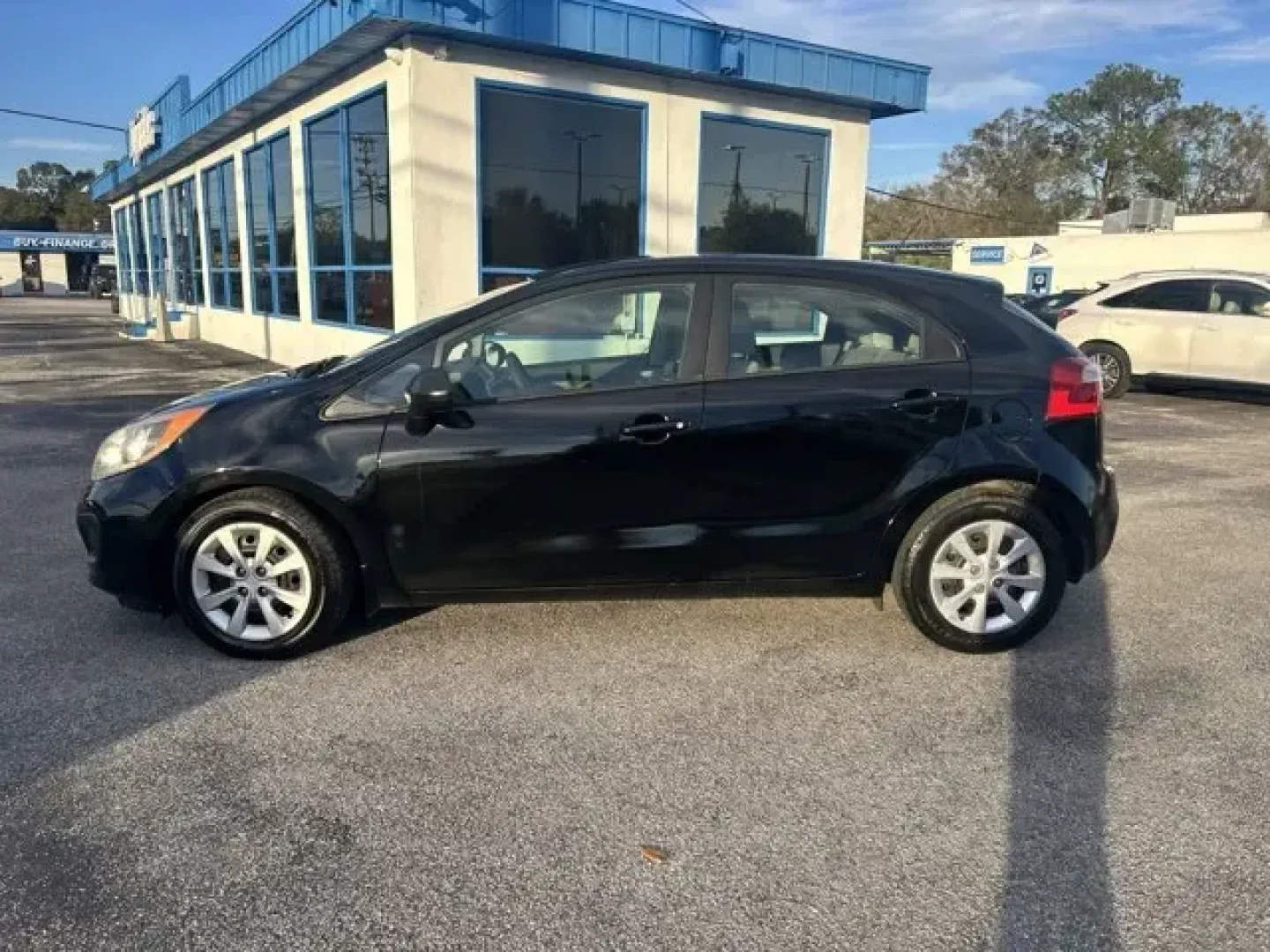 2015 Kia Rio (KNADM5A35F6) with an Other engine, AUTOMATIC transmission, located at 1285 Cassat Ave, Jacksonville, FL, 32205, (904) 425-3000, 30.299780, -81.732430 - Are you searching for the perfect vehicle that effortlessly complements your busy lifestyle? Look no further than this stunning 2015 Kia Rio, available now at Byrider Florida #139 in Jacksonville, FL. This compact car is ideal for budget-conscious buyers who need a reliable ride for long commutes, w - Photo#3