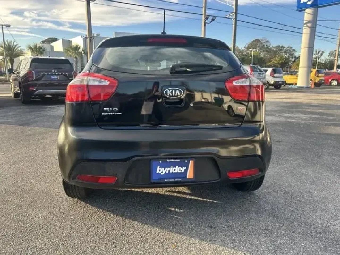 2015 Kia Rio (KNADM5A35F6) with an Other engine, AUTOMATIC transmission, located at 1285 Cassat Ave, Jacksonville, FL, 32205, (904) 425-3000, 30.299780, -81.732430 - Are you searching for the perfect vehicle that effortlessly complements your busy lifestyle? Look no further than this stunning 2015 Kia Rio, available now at Byrider Florida #139 in Jacksonville, FL. This compact car is ideal for budget-conscious buyers who need a reliable ride for long commutes, w - Photo#5