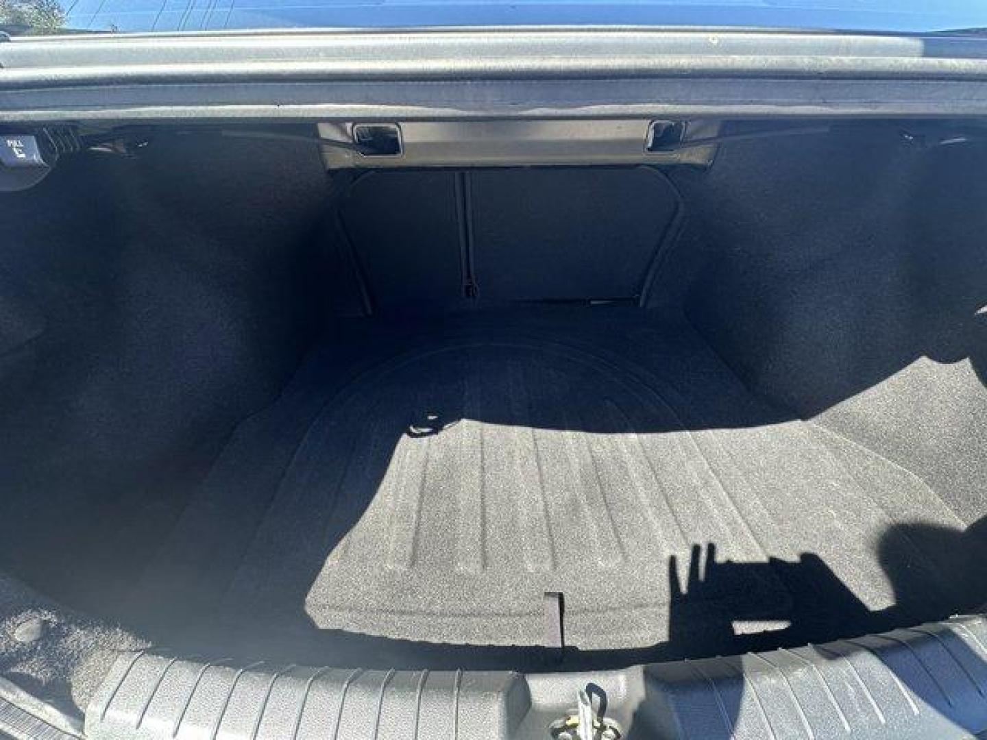 2018 Hyundai Elantra (5NPD84LF6JH) with an Other engine, AUTOMATIC transmission, located at 7701 Park Blvd., Pinellas Park, FL, 33781, (727) 369-7777, 27.839552, -82.747284 - KBB.com 10 Coolest New Cars Under $20,000. Delivers 37 Highway MPG and 28 City MPG! This Hyundai Elantra delivers a Regular Unleaded I-4 2.0 L/122 engine powering this Automatic transmission. OPTION GROUP 01, MACHINE GRAY, GRAY, CLOTH SEAT TRIM.* This Hyundai Elantra Features the Following Options * - Photo#6