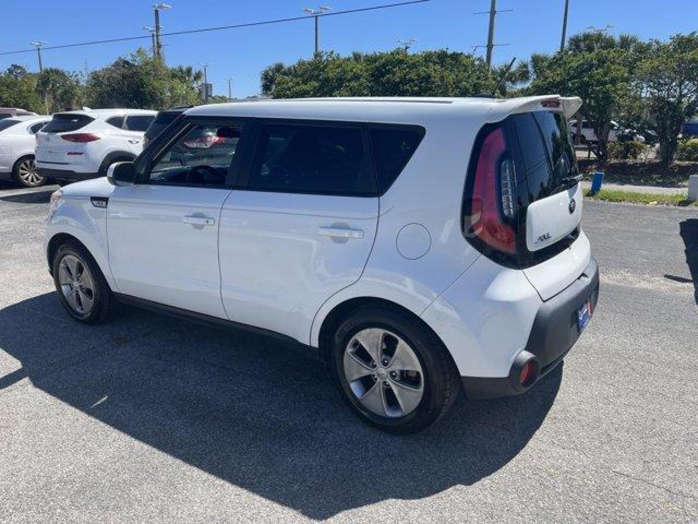 2016 Kia Soul (KNDJN2A2XG7) with an Other engine, AUTOMATIC transmission, located at 1285 Cassat Ave, Jacksonville, FL, 32205, (904) 425-3000, 30.299780, -81.732430 - IIHS Top Safety Pick. Only 99,369 Miles! Scores 30 Highway MPG and 24 City MPG! This Kia Soul delivers a Regular Unleaded I-4 1.6 L/97 engine powering this Automatic transmission. REAR SPOILER (SP), CONVENIENCE PACKAGE -inc: Auto On/Off Headlights, Rear Camera Display, Radio: AM/FM/MP3, 4.3 color to - Photo#2