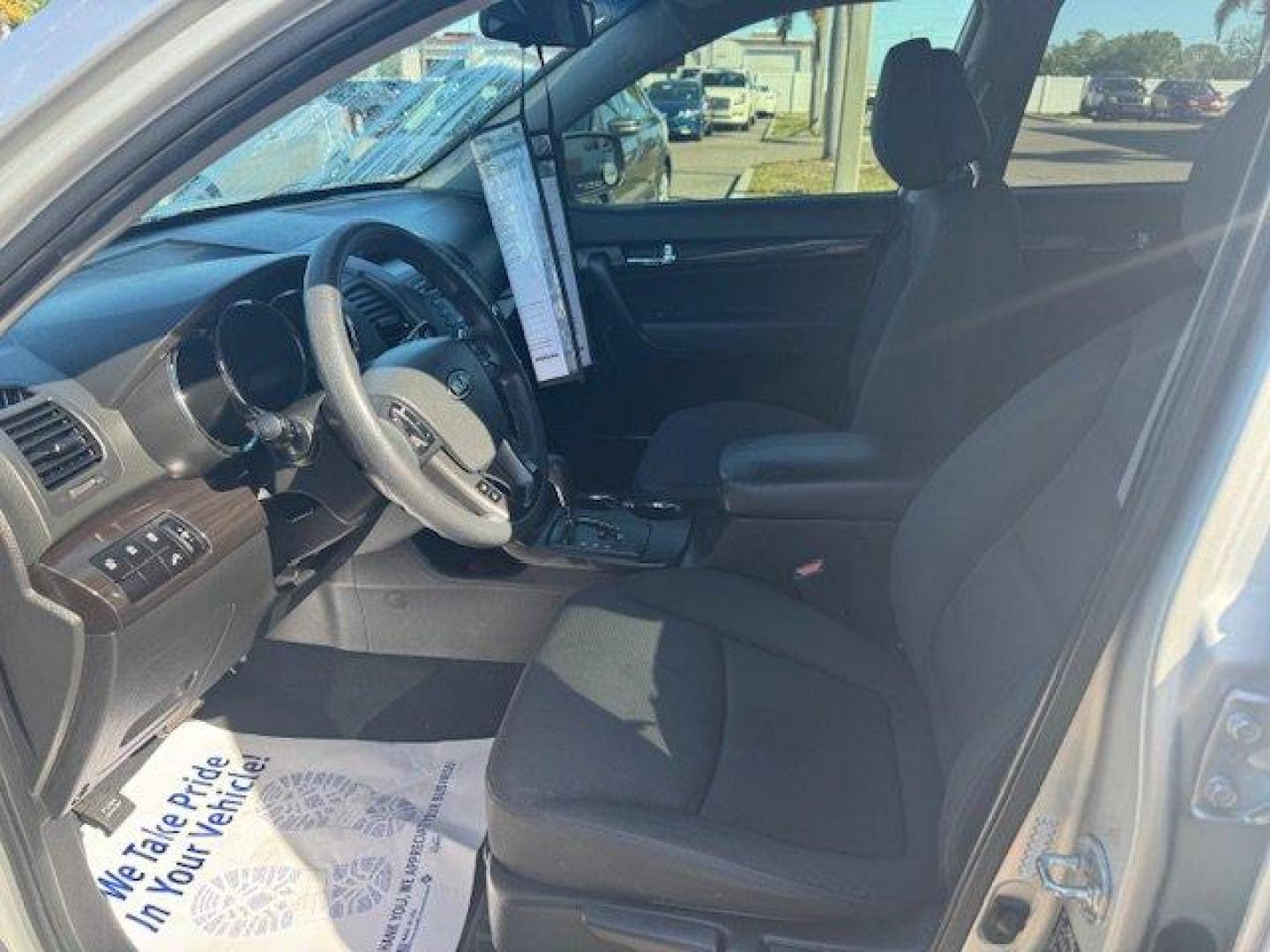 2011 Kia Sorento (5XYKT3A12BG) with an Other engine, AUTOMATIC transmission, located at 7701 Park Blvd., Pinellas Park, FL, 33781, (727) 369-7777, 27.839552, -82.747284 - IIHS Top Safety Pick (built after 3/10). Only 140,534 Miles! Scores 29 Highway MPG and 21 City MPG! This Kia Sorento delivers a Gas I4 2.4L/144 engine powering this Automatic transmission. BRIGHT SILVER, BLACK, SEAT TRIM, Variable intermittent front windshield wipers.* This Kia Sorento Features the - Photo#4