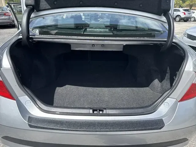 2015 Toyota Camry (4T4BF1FK2FR) with an Other engine, AUTOMATIC transmission, located at 1285 Cassat Ave, Jacksonville, FL, 32205, (904) 425-3000, 30.299780, -81.732430 - **Discover the Perfect Blend of Comfort and Reliability with the 2015 Toyota Camry at Byrider Florida #139**<br /> <br /> Are you in search of a dependable vehicle that fits your busy lifestyle? Look no further than this 2015 Toyota Camry, available now at Byrider Florida #139 in Jacksonville, FL. T - Photo#5