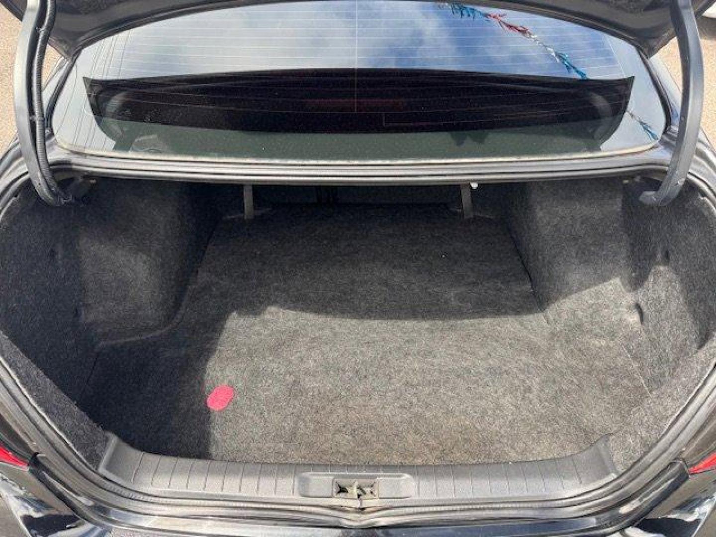 2018 Nissan Altima (1N4AL3AP1JC) with an Other engine, AUTOMATIC transmission, located at 7701 Park Blvd., Pinellas Park, FL, 33781, (727) 369-7777, 27.839552, -82.747284 - Scores 38 Highway MPG and 27 City MPG! This Nissan Altima boasts a Regular Unleaded I-4 2.5 L/152 engine powering this Variable transmission. SUPER BLACK, CHARCOAL, LEATHER APPOINTED SEAT TRIM, [Z66] ACTIVATION DISCLAIMER.*This Nissan Altima Comes Equipped with These Options *[L92] FLOOR MATS PLUS T - Photo#5