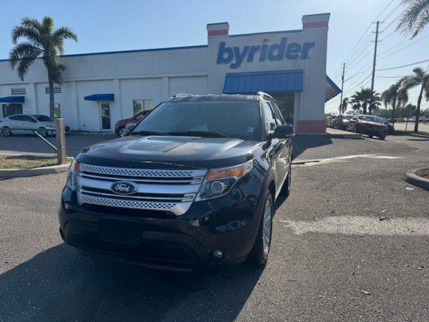 2013 Ford Explorer (1FM5K7D88DG) with an Other engine, AUTOMATIC transmission, located at 7701 Park Blvd., Pinellas Park, FL, 33781, (727) 369-7777, 27.839552, -82.747284 - Ward's 10 Best Engines. Only 105,980 Miles! Delivers 24 Highway MPG and 17 City MPG! This Ford Explorer delivers a Gas V6 3.5L/213 engine powering this Automatic transmission. Upper body-color/lower black front/rear bumpers, Unique cloth front bucket seats -inc: 6-way pwr seats, manual lumbar and - Photo#1