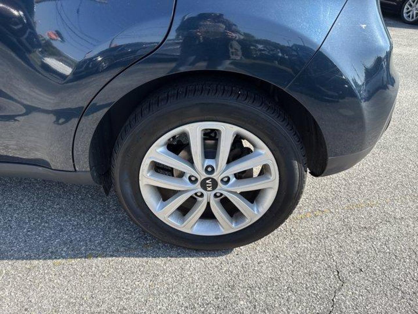 2018 Kia Soul (KNDJP3A57J7) with an Other engine, AUTOMATIC transmission, located at 1285 Cassat Ave, Jacksonville, FL, 32205, (904) 425-3000, 30.299780, -81.732430 - KBB.com 10 Best Used Compact Cars Under $15,000. Scores 30 Highway MPG and 25 City MPG! This Kia Soul delivers a Regular Unleaded I-4 2.0 L/122 engine powering this Automatic transmission. MYSTERIOUS BLUE, CARPETED FLOOR MAT, BLACK, CLOTH SEAT TRIM.*This Kia Soul Comes Equipped with These Options *W - Photo#5