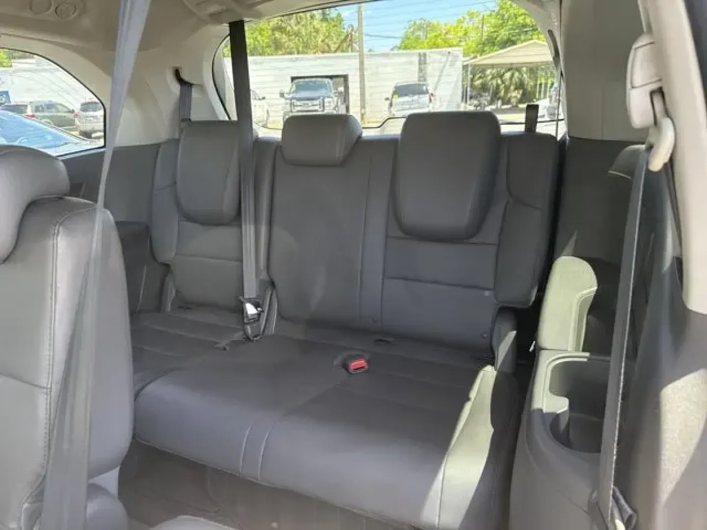 2015 Honda Odyssey (5FNRL5H63FB) with an Other engine, AUTOMATIC transmission, located at 1285 Cassat Ave, Jacksonville, FL, 32205, (904) 425-3000, 30.299780, -81.732430 - Experience the freedom of adventure and family moments with the 2015 Honda Odyssey, now available at Byrider Florida #139 in Jacksonville! This spacious and versatile van is perfect for growing families, weekend getaways, or anyone looking to enjoy comfort and safety on the road. With ample seating, - Photo#9