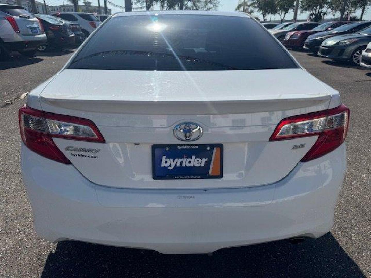 2014 Toyota Camry (4T1BF1FK9EU) with an Other engine, AUTOMATIC transmission, located at 7701 Park Blvd., Pinellas Park, FL, 33781, (727) 369-7777, 27.839552, -82.747284 - KBB.com 10 Best Hybrid Cars Under $30,000. Boasts 35 Highway MPG and 25 City MPG! This Toyota Camry boasts a Regular Unleaded I-4 2.5 L/152 engine powering this Automatic transmission. Window Grid Antenna, Valet Function, Trunk Rear Cargo Access.* This Toyota Camry Features the Following Options *St - Photo#3