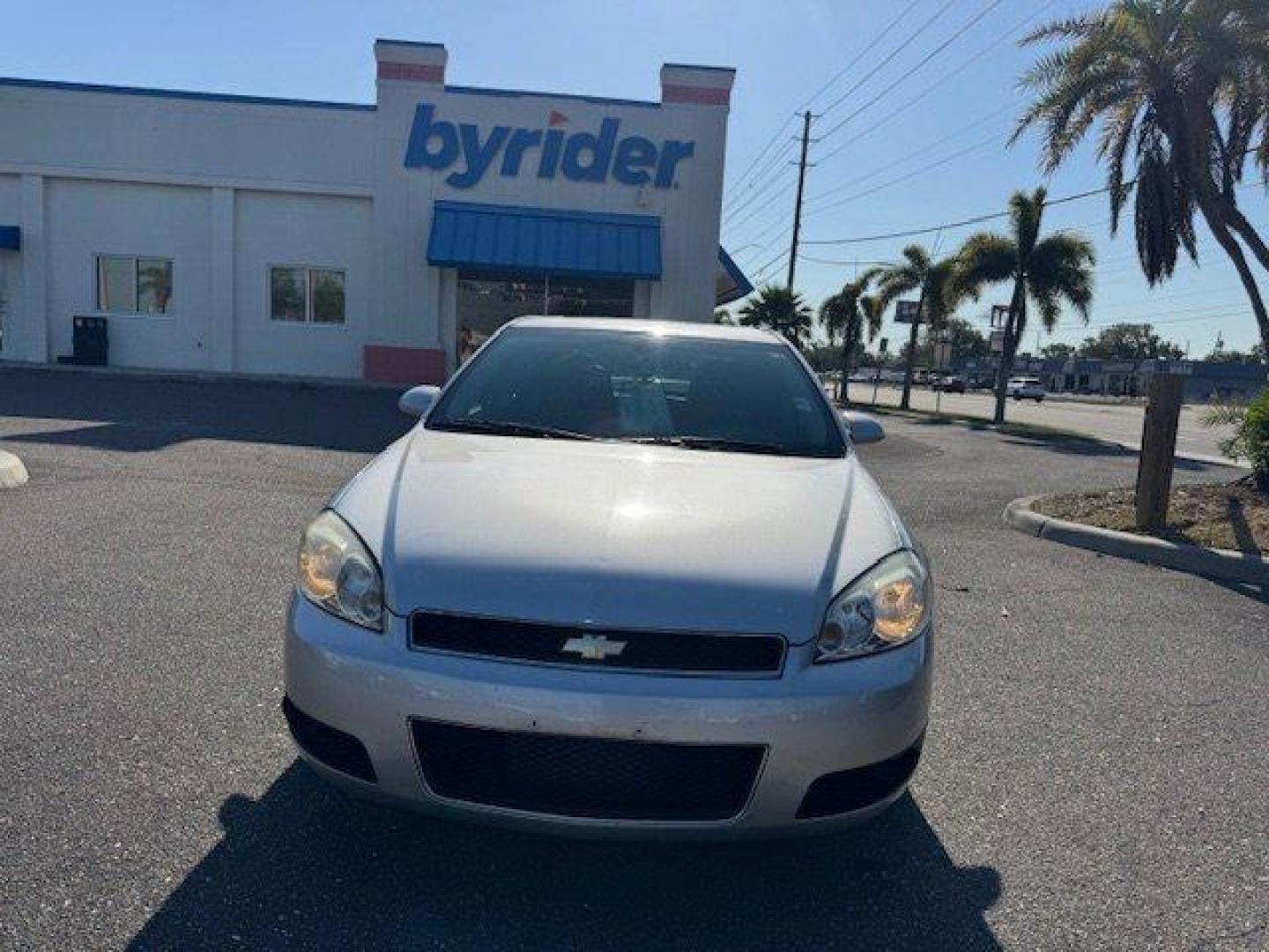 2015 Chevrolet Impala Limited (2G1WC5E37F1) with an Other engine, AUTOMATIC transmission, located at 7701 Park Blvd., Pinellas Park, FL, 33781, (727) 369-7777, 27.839552, -82.747284 - Boasts 30 Highway MPG and 18 City MPG! This Chevrolet Impala Limited boasts a Gas/Ethanol V6 3.6L/217 engine powering this Automatic transmission. TRANSMISSION, 6-SPEED AUTOMATIC, ELECTRONICALLY CONTROLLED WITH OVERDRIVE (STD), SUNROOF, POWER with sunshade, SILVER ICE METALLIC.* This Chevrolet Impal - Photo#1