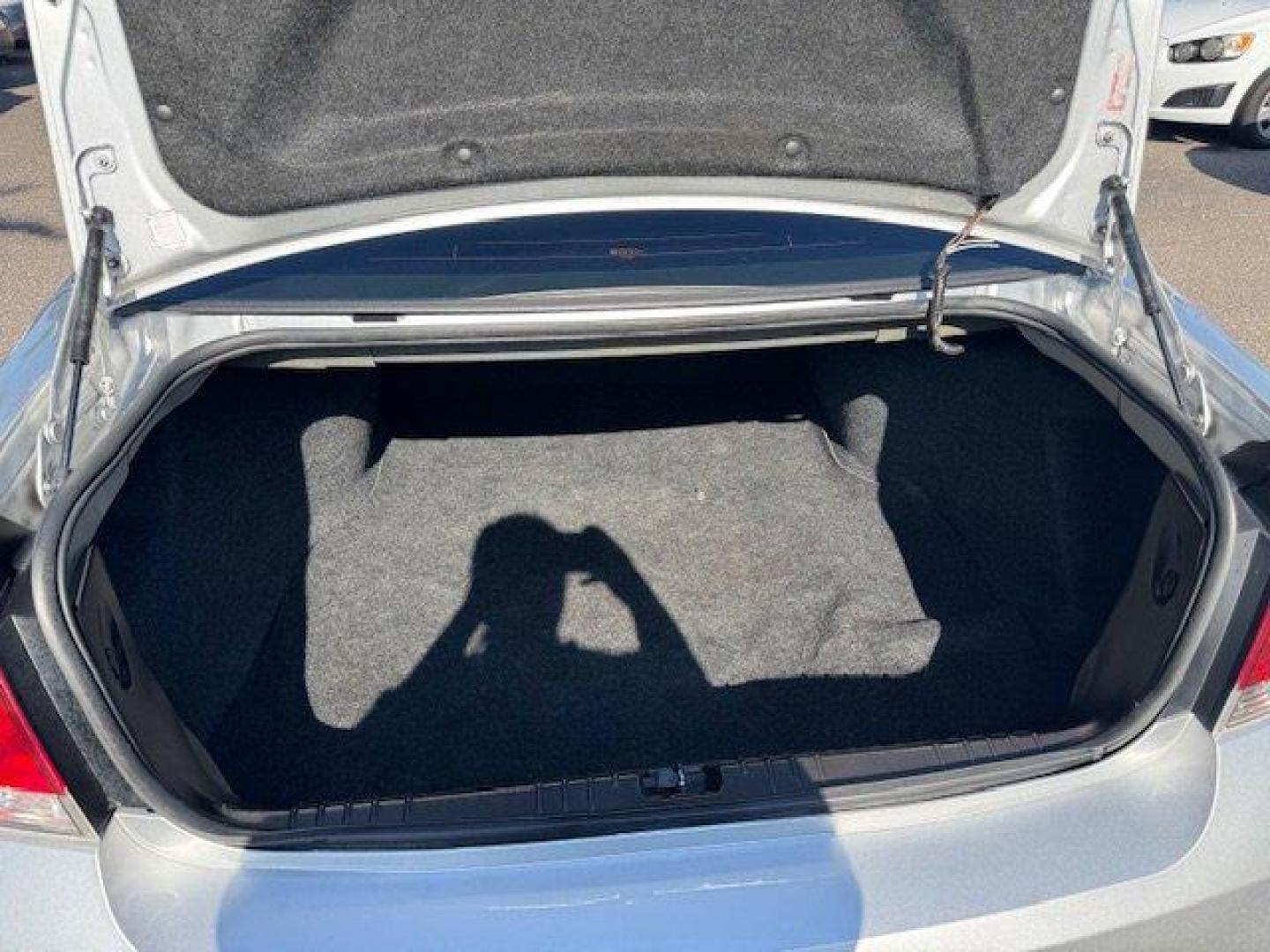 2015 Chevrolet Impala Limited (2G1WC5E37F1) with an Other engine, AUTOMATIC transmission, located at 7701 Park Blvd., Pinellas Park, FL, 33781, (727) 369-7777, 27.839552, -82.747284 - Boasts 30 Highway MPG and 18 City MPG! This Chevrolet Impala Limited boasts a Gas/Ethanol V6 3.6L/217 engine powering this Automatic transmission. TRANSMISSION, 6-SPEED AUTOMATIC, ELECTRONICALLY CONTROLLED WITH OVERDRIVE (STD), SUNROOF, POWER with sunshade, SILVER ICE METALLIC.* This Chevrolet Impal - Photo#5