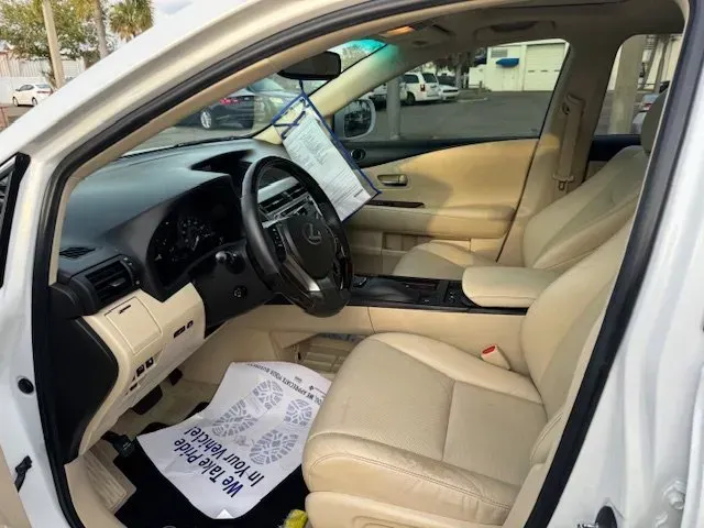 2015 Lexus RX 350 (2T2ZK1BA1FC) with an Other engine, AUTOMATIC transmission, located at 1285 Cassat Ave, Jacksonville, FL, 32205, (904) 425-3000, 30.299780, -81.732430 - **Discover Your Next Adventure with the 2015 Lexus RX 350 Perfect for Family Road Trips and Daily Commutes!**<br /> <br /> Are you in search of a versatile SUV that balances luxury, space, and reliability? Look no further than this stunning 2015 Lexus RX 350, now available at Byrider Florida #139 i - Photo#6