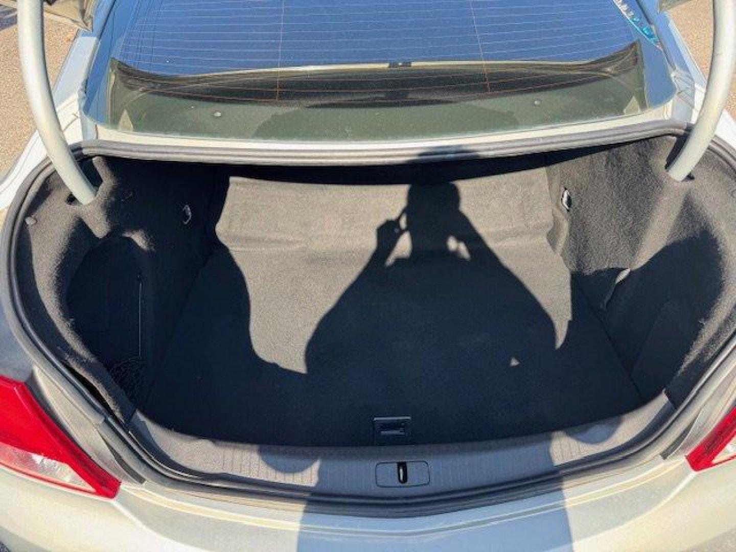 2011 Buick Regal (W04GN5EC4B1) with an Other engine, AUTOMATIC transmission, located at 7701 Park Blvd., Pinellas Park, FL, 33781, (727) 369-7777, 27.839552, -82.747284 - IIHS Top Safety Pick. Only 106,028 Miles! Scores 30 Highway MPG and 19 City MPG! This Buick Regal boasts a Gas L4 2.4L/147 engine powering this Automatic transmission. TRANSMISSION, 6-SPEED AUTOMATIC, HYDRA-MATIC, ELECTRONICALLY CONTROLLED WITH OVERDRIVE includes Driver Shift Control, tap up/tap dow - Photo#6