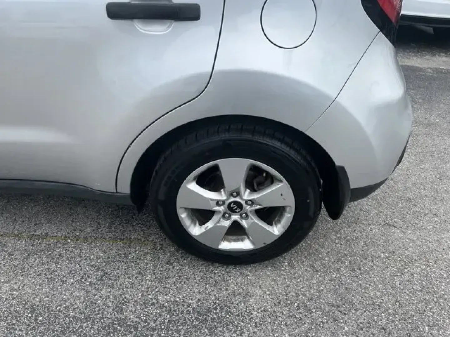 2017 Kia Soul (KNDJN2A22H7) with an Other engine, MANUAL transmission, located at 1285 Cassat Ave, Jacksonville, FL, 32205, (904) 425-3000, 30.299780, -81.732430 - **Discover Your Next Adventure with the 2017 Kia Soul at Byrider Florida #139!**<br /> <br /> Are you searching for a versatile and stylish vehicle that seamlessly fits into your active lifestyle? Look no further! The 2017 Kia Soul, available now at Byrider Florida #139, is the perfect companion for - Photo#6