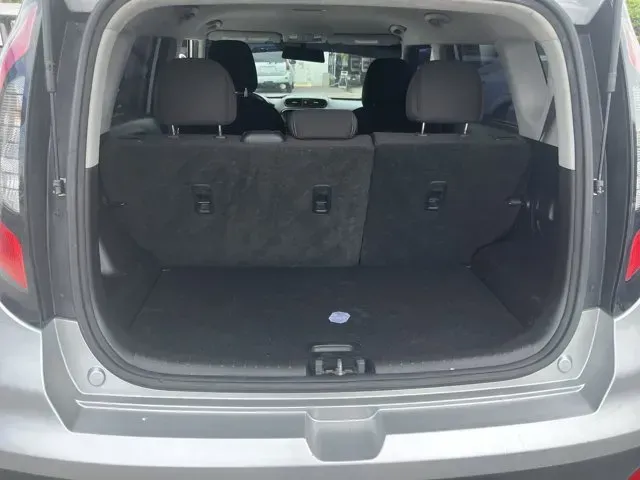 2017 Kia Soul (KNDJN2A22H7) with an Other engine, MANUAL transmission, located at 1285 Cassat Ave, Jacksonville, FL, 32205, (904) 425-3000, 30.299780, -81.732430 - **Discover Your Next Adventure with the 2017 Kia Soul at Byrider Florida #139!**<br /> <br /> Are you searching for a versatile and stylish vehicle that seamlessly fits into your active lifestyle? Look no further! The 2017 Kia Soul, available now at Byrider Florida #139, is the perfect companion for - Photo#7