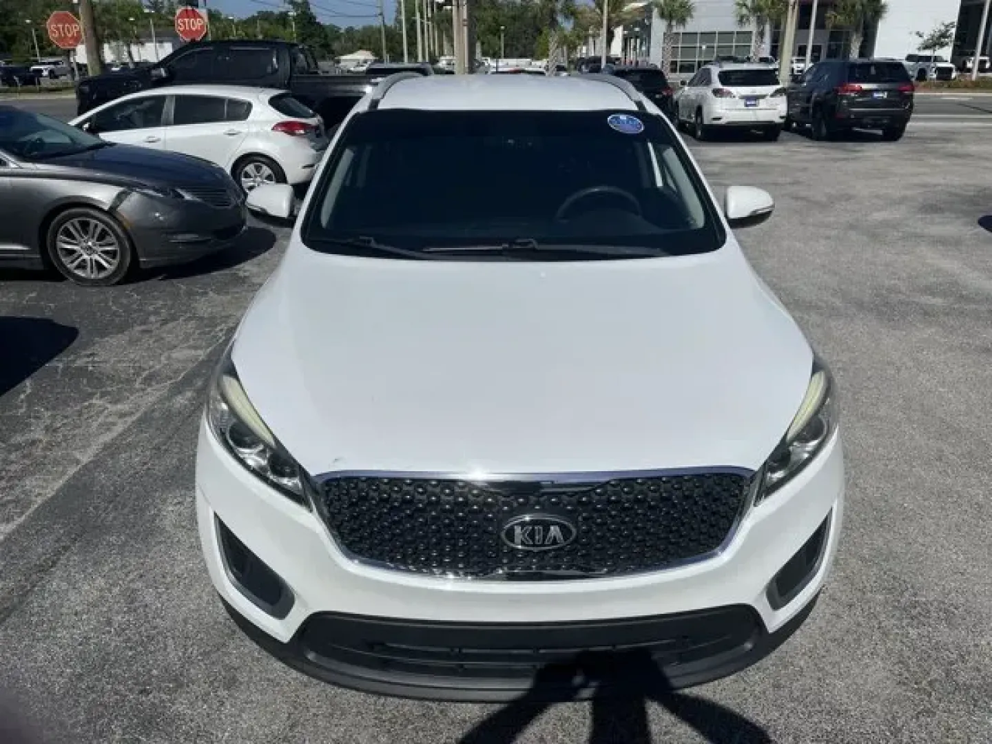 2017 Kia Sorento (5XYPG4A38HG) with an Other engine, AUTOMATIC transmission, located at 1285 Cassat Ave, Jacksonville, FL, 32205, (904) 425-3000, 30.299780, -81.732430 - ### Discover Your Next Adventure with the 2017 Kia Sorento at Byrider Florida #139!<br /> <br /> Are you searching for the perfect family vehicle that can adapt to your busy lifestyle? Look no further! The 2017 Kia Sorento is a versatile SUV designed to meet the needs of growing families, weekend ad - Photo#2