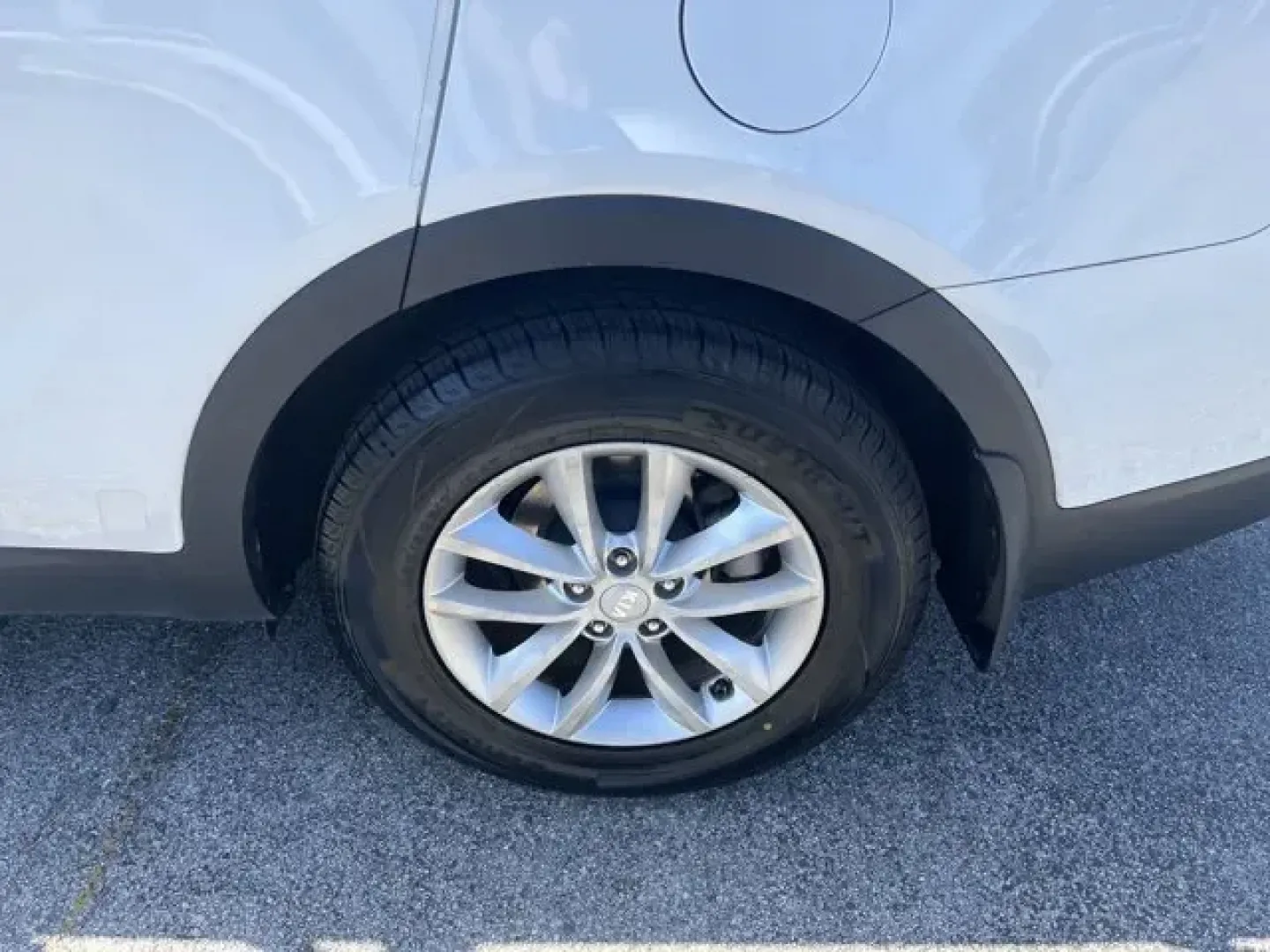 2017 Kia Sorento (5XYPG4A38HG) with an Other engine, AUTOMATIC transmission, located at 1285 Cassat Ave, Jacksonville, FL, 32205, (904) 425-3000, 30.299780, -81.732430 - ### Discover Your Next Adventure with the 2017 Kia Sorento at Byrider Florida #139!<br /> <br /> Are you searching for the perfect family vehicle that can adapt to your busy lifestyle? Look no further! The 2017 Kia Sorento is a versatile SUV designed to meet the needs of growing families, weekend ad - Photo#6