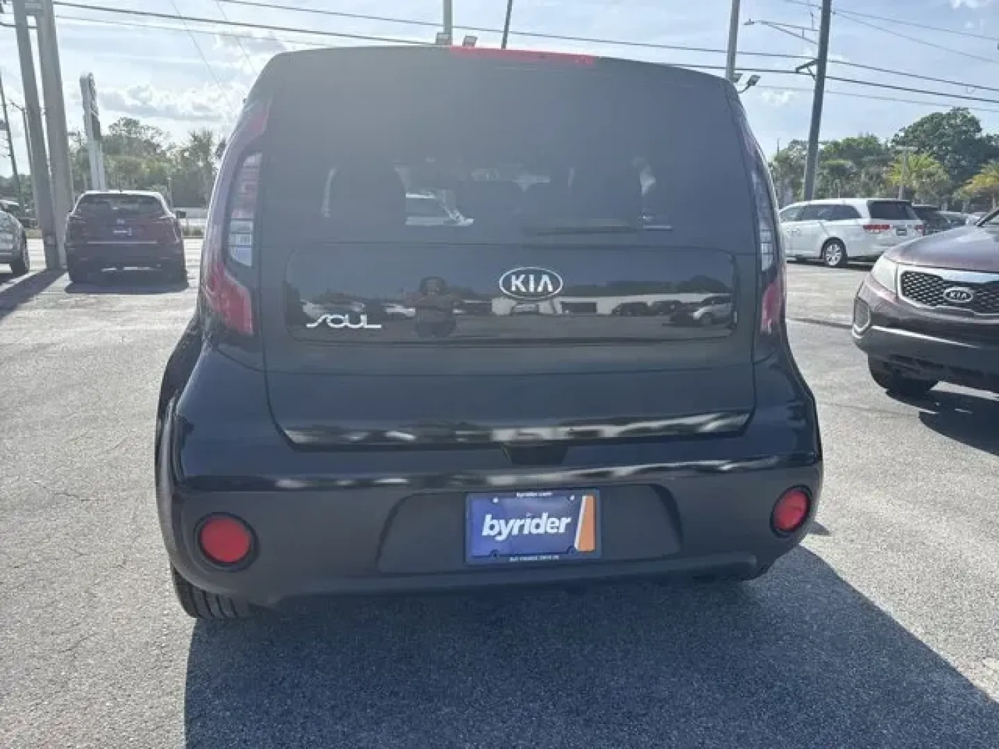 2017 Kia Soul (KNDJN2A27H7) with an Other engine, AUTOMATIC transmission, located at 1285 Cassat Ave, Jacksonville, FL, 32205, (904) 425-3000, 30.299780, -81.732430 - **Discover Your Perfect Adventure Companion: 2017 Kia Soul at Byrider Florida #139!**<br /> <br /> Are you ready to elevate your daily commute or embark on spontaneous weekend adventures? Look no further than the stylish and versatile 2017 Kia Soul, available now at Byrider Florida #139 in Jacksonvi - Photo#5