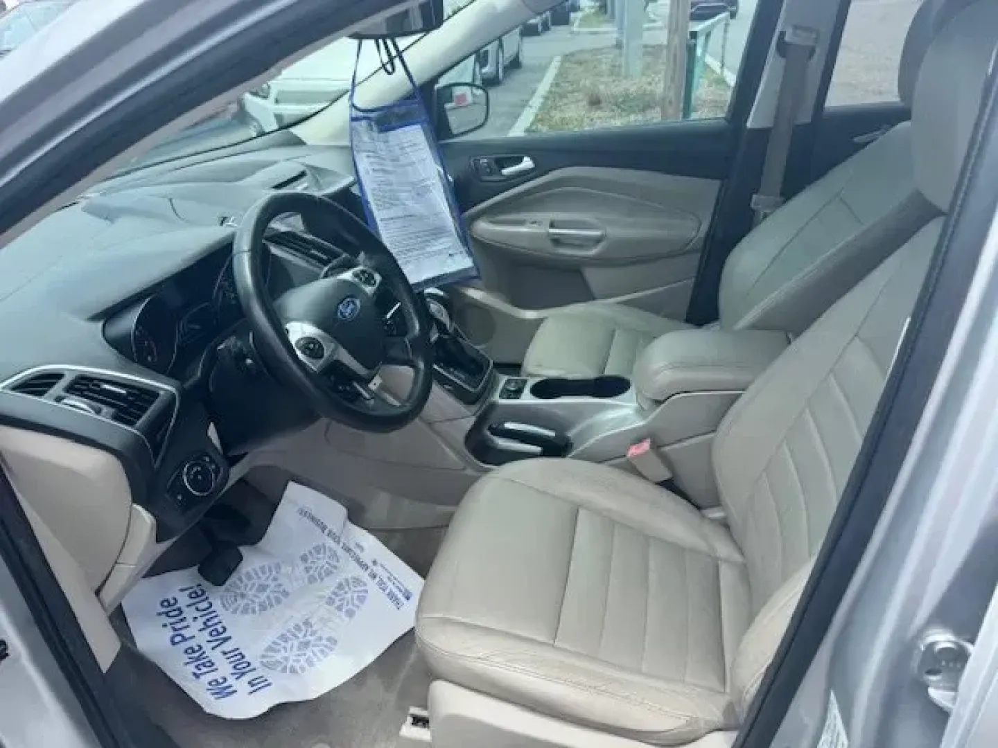 2013 Ford Escape (1FMCU0H96DU) with an Other engine, AUTOMATIC transmission, located at 7701 Park Blvd., Pinellas Park, FL, 33781, (727) 369-7777, 27.839552, -82.747284 - Ward's 10 Best Engines. Only 115,358 Miles! Boasts 30 Highway MPG and 22 City MPG! This Ford Escape delivers a Turbocharged Gas I4 2.0L/121 engine powering this Automatic transmission. Wheel nut wrench and jack, Variable intermittent windshield wipers, Universal garage remote.* This Ford Escape Fe - Photo#4