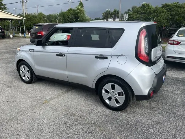 2016 Kia Soul (KNDJN2A29G7) with an Other engine, AUTOMATIC transmission, located at 1285 Cassat Ave, Jacksonville, FL, 32205, (904) 425-3000, 30.299780, -81.732430 - Are you searching for a versatile and dependable vehicle that fits seamlessly into your busy lifestyle? Look no further than the 2016 Kia Soul, now available at Byrider Florida #139 in Jacksonville, FL. Whether you need a reliable ride for your daily commute, an adventurous companion for weekend get - Photo#3