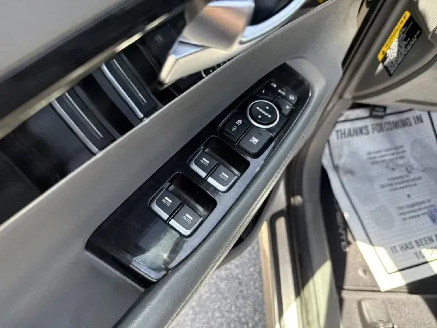 2016 Kia Sorento (5XYPH4A12GG) with an Other engine, AUTOMATIC transmission, located at 1285 Cassat Ave, Jacksonville, FL, 32205, (904) 425-3000, 30.299780, -81.732430 - KBB.com 10 Best Used Midsize SUVs Under $15,000. Delivers 27 Highway MPG and 20 City MPG! This Kia Sorento boasts a Intercooled Turbo Regular Unleaded I-4 2.0 L/122 engine powering this Automatic transmission. WHEEL LOCKS, TITANIUM SILVER, INTERIOR LIGHTING KIT.*This Kia Sorento Comes Equipped with - Photo#8