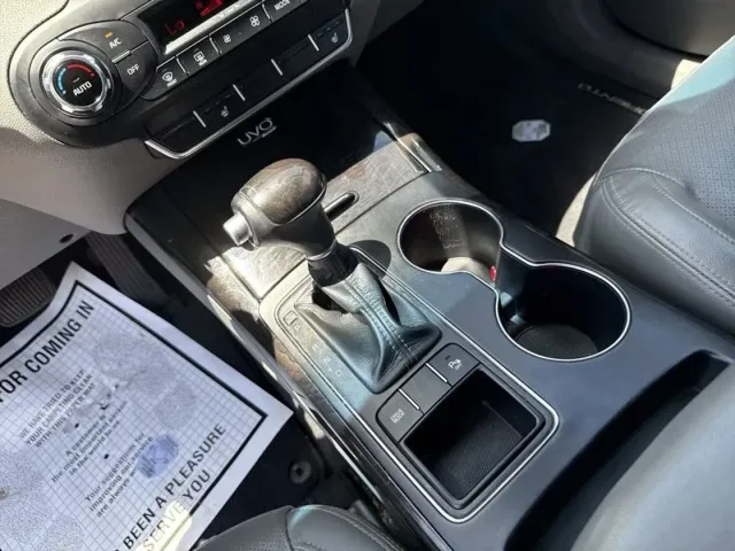 2016 Kia Sorento (5XYPH4A12GG) with an Other engine, AUTOMATIC transmission, located at 1285 Cassat Ave, Jacksonville, FL, 32205, (904) 425-3000, 30.299780, -81.732430 - KBB.com 10 Best Used Midsize SUVs Under $15,000. Delivers 27 Highway MPG and 20 City MPG! This Kia Sorento boasts a Intercooled Turbo Regular Unleaded I-4 2.0 L/122 engine powering this Automatic transmission. WHEEL LOCKS, TITANIUM SILVER, INTERIOR LIGHTING KIT.*This Kia Sorento Comes Equipped with - Photo#14