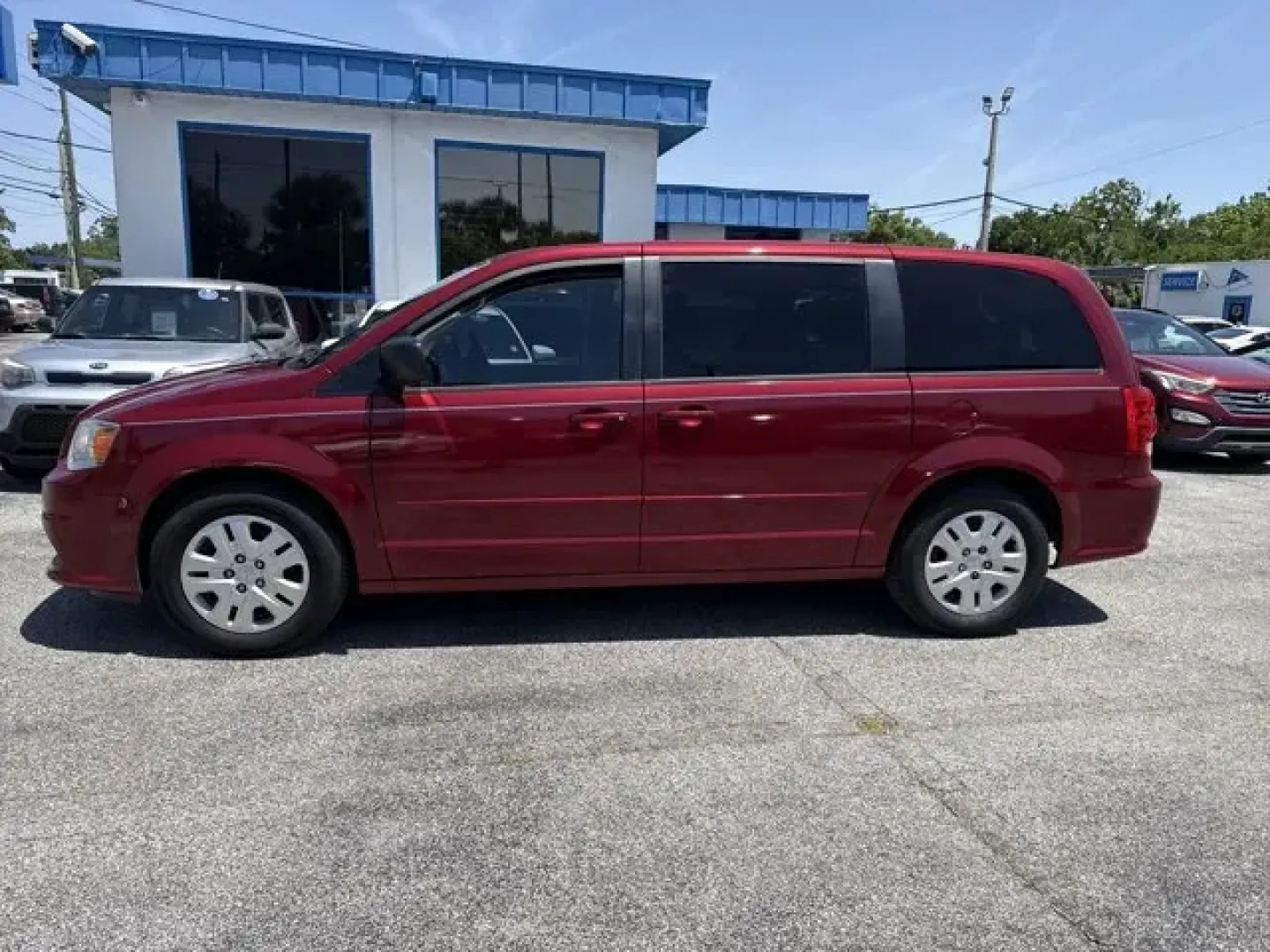 2015 Dodge Grand Caravan (2C4RDGBG9FR) with an Other engine, AUTOMATIC transmission, located at 1285 Cassat Ave, Jacksonville, FL, 32205, (904) 425-3000, 30.299780, -81.732430 - ### Discover Your Next Adventure with the 2015 Dodge Grand Caravan at Byrider Florida #139!<br /> <br /> Are you a growing family in need of a reliable and versatile vehicle? Look no further than the 2015 Dodge Grand Caravan, available now at Byrider Florida #139 in Jacksonville, FL. This spacious v - Photo#2