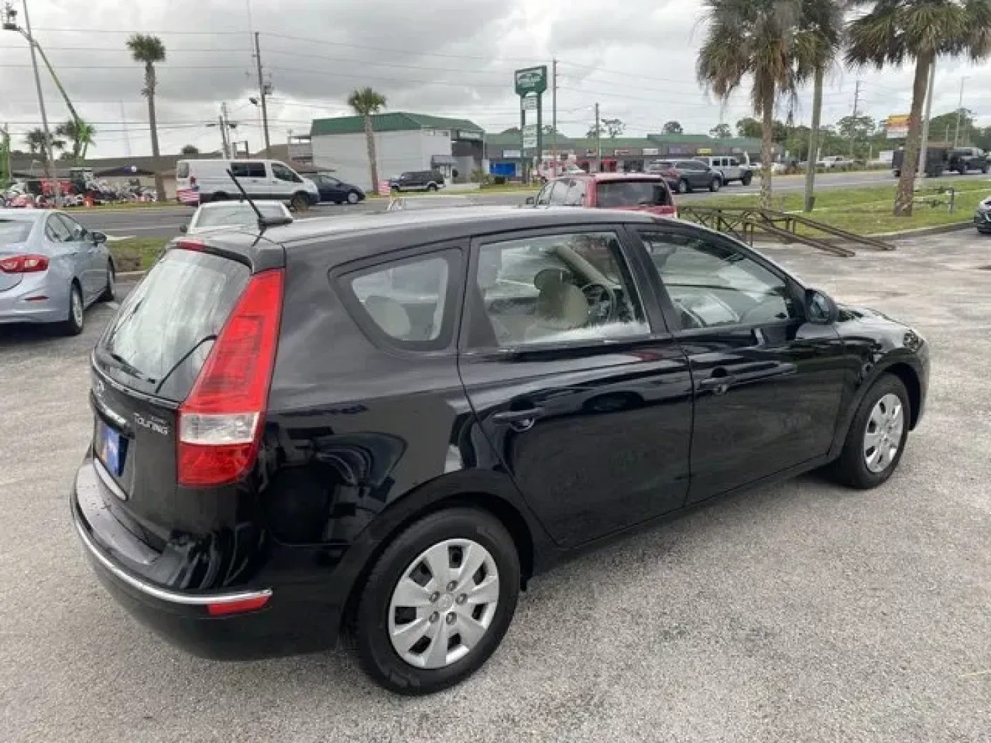 2011 Hyundai Elantra Touring (KMHDB8AE9BU) with an Other engine, AUTOMATIC transmission, located at 8829 US Hwy 19, Port Richey, FL, 34668, (727) 264-1107, 28.285917, -82.717346 - **Unlock Your Adventure with the 2011 Hyundai Elantra Touring The Perfect Companion for Your Daily Journey!**<br /> <br /> If you're searching for a reliable vehicle that effortlessly supports your busy lifestyle, look no further than this 2011 Hyundai Elantra Touring, now available at Byrider Flor - Photo#2