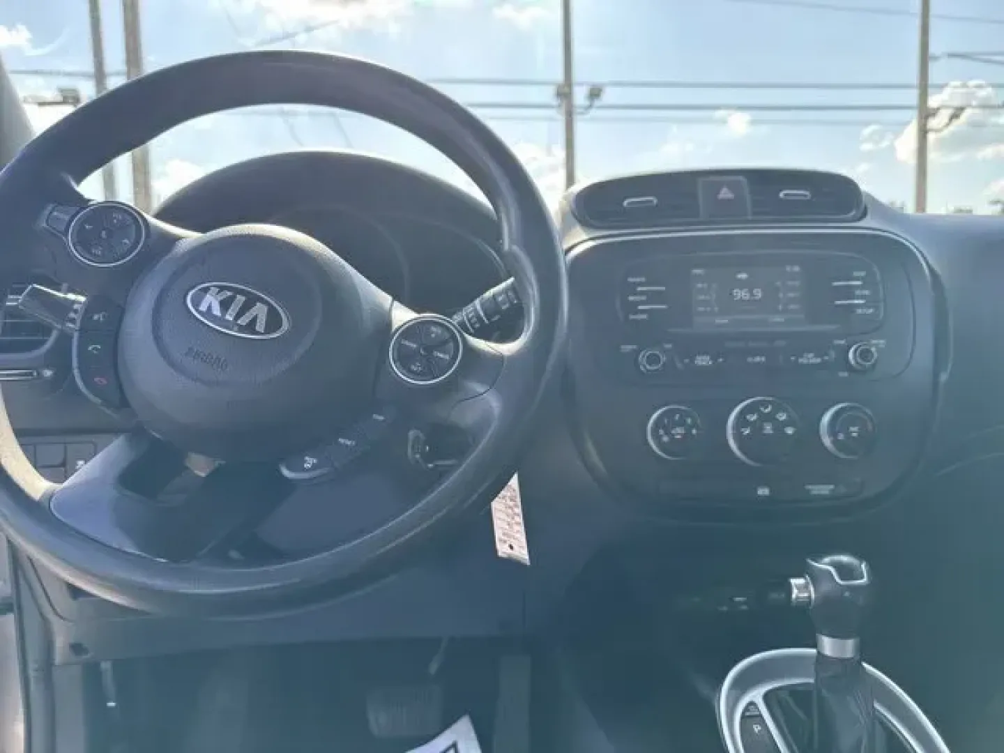 2016 Kia Soul (KNDJN2A2XG7) with an Other engine, AUTOMATIC transmission, located at 1285 Cassat Ave, Jacksonville, FL, 32205, (904) 425-3000, 30.299780, -81.732430 - IIHS Top Safety Pick. Only 103,498 Miles! Boasts 30 Highway MPG and 24 City MPG! This Kia Soul delivers a Regular Unleaded I-4 1.6 L/97 engine powering this Automatic transmission. TITANIUM GRAY, CONVENIENCE PACKAGE -inc: Auto On/Off Headlights, Rear Camera Display, Radio: AM/FM/MP3, 4.3 color touch - Photo#11