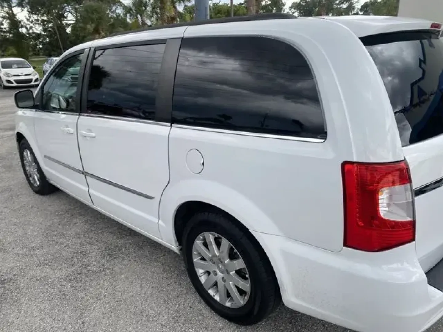 2015 Chrysler Town and Country (2C4RC1BG3FR) with an Other engine, AUTOMATIC transmission, located at 8829 US Hwy 19, Port Richey, FL, 34668, (727) 264-1107, 28.285917, -82.717346 - **Discover Your Next Adventure with the 2015 Chrysler Town and Country at Byrider Florida #162**<br /> <br /> Are you ready to elevate your family road trips and weekend getaways? The 2015 Chrysler Town and Country is the perfect companion for families looking to blend comfort, style, and versatilit - Photo#4