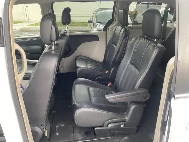 2015 Chrysler Town and Country (2C4RC1BG3FR) with an Other engine, AUTOMATIC transmission, located at 8829 US Hwy 19, Port Richey, FL, 34668, (727) 264-1107, 28.285917, -82.717346 - **Discover Your Next Adventure with the 2015 Chrysler Town and Country at Byrider Florida #162**<br /> <br /> Are you ready to elevate your family road trips and weekend getaways? The 2015 Chrysler Town and Country is the perfect companion for families looking to blend comfort, style, and versatilit - Photo#7