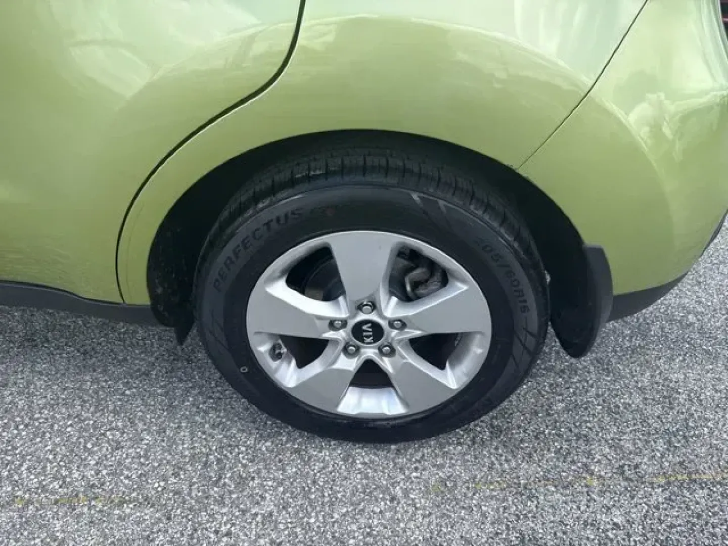 2017 Kia Soul (KNDJN2A29H7) with an Other engine, AUTOMATIC transmission, located at 1285 Cassat Ave, Jacksonville, FL, 32205, (904) 425-3000, 30.299780, -81.732430 - **Unlock Your Next Adventure with the 2017 Kia Soul at Byrider Florida #139!** <br /> <br /> Are you ready to elevate your driving experience? Whether you're commuting to work, transporting your growing family, or planning weekend road trips, the 2017 Kia Soul is the perfect vehicle for your lifesty - Photo#5