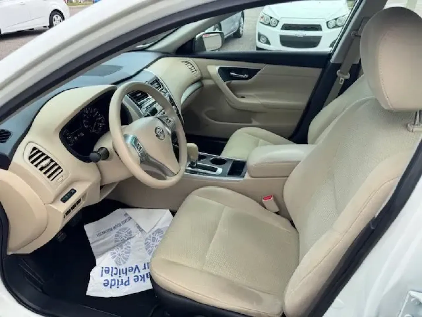 2015 Nissan Altima (1N4AL3AP3FC) with an Other engine, AUTOMATIC transmission, located at 7701 Park Blvd., Pinellas Park, FL, 33781, (727) 369-7777, 27.839552, -82.747284 - IIHS Top Safety Pick, Top Safety Pick+. Only 86,228 Miles! Boasts 38 Highway MPG and 27 City MPG! This Nissan Altima delivers a Regular Unleaded I-4 2.5 L/152 engine powering this Variable transmission. PEARL WHITE, BEIGE, CLOTH SEAT TRIM, [X01] POWER DRIVER SEAT PACKAGE -inc: 6-Way Power Driver Sea - Photo#5