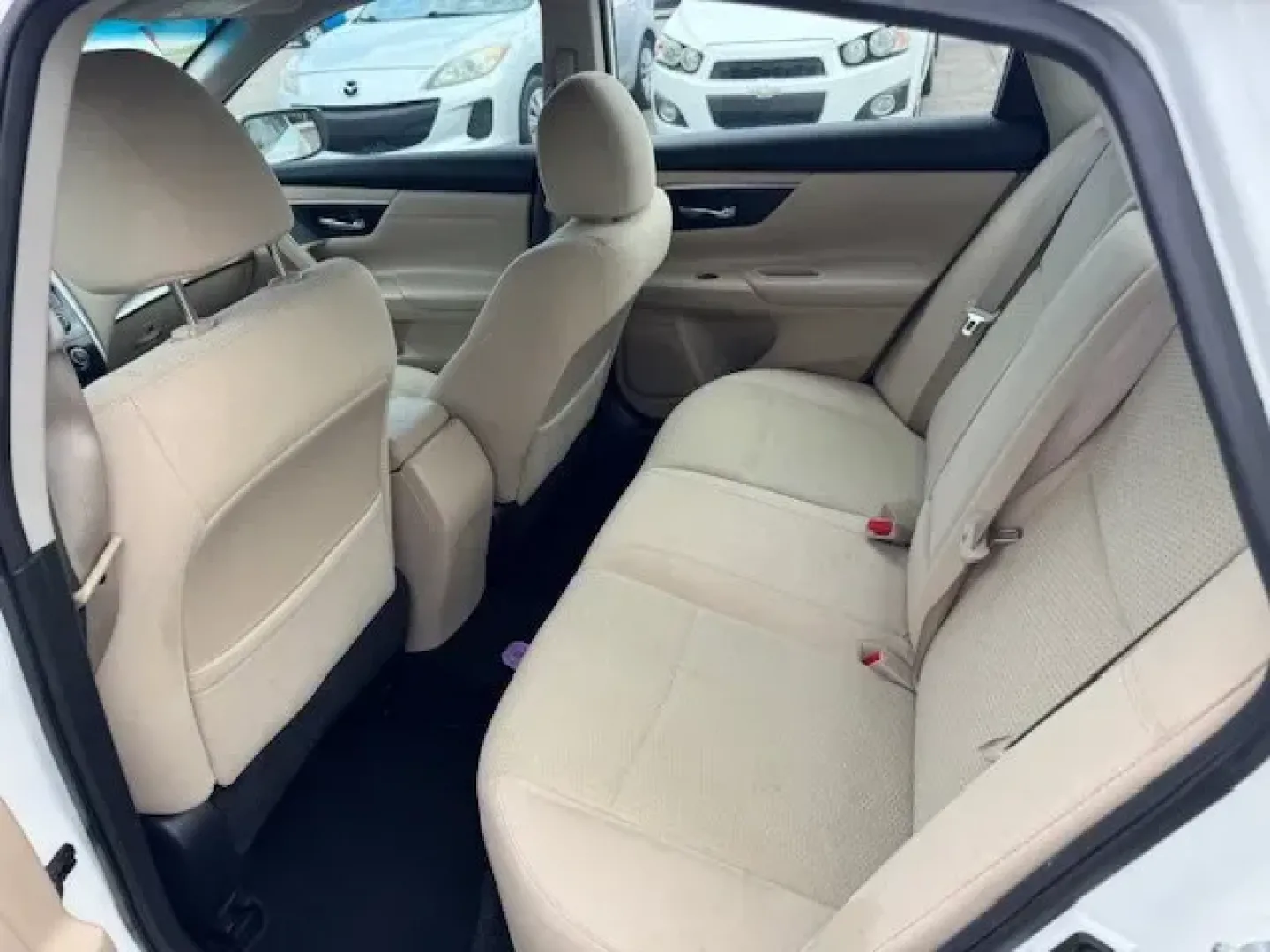 2015 Nissan Altima (1N4AL3AP3FC) with an Other engine, AUTOMATIC transmission, located at 7701 Park Blvd., Pinellas Park, FL, 33781, (727) 369-7777, 27.839552, -82.747284 - IIHS Top Safety Pick, Top Safety Pick+. Only 86,228 Miles! Boasts 38 Highway MPG and 27 City MPG! This Nissan Altima delivers a Regular Unleaded I-4 2.5 L/152 engine powering this Variable transmission. PEARL WHITE, BEIGE, CLOTH SEAT TRIM, [X01] POWER DRIVER SEAT PACKAGE -inc: 6-Way Power Driver Sea - Photo#6