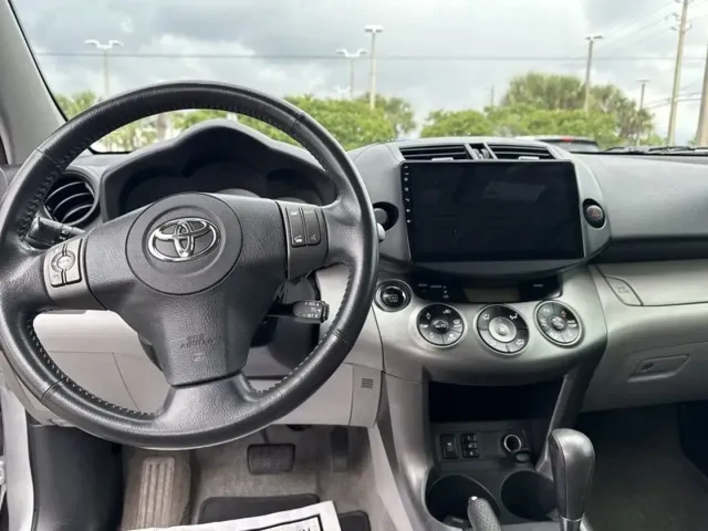 2011 Toyota RAV4 (JTMYF4DV2B5) with an Other engine, AUTOMATIC transmission, located at 1285 Cassat Ave, Jacksonville, FL, 32205, (904) 425-3000, 30.299780, -81.732430 - KBB.com 10 Best Used Family Cars Under $15,000. Only 136,258 Miles! Delivers 28 Highway MPG and 22 City MPG! This Toyota RAV4 boasts a Gas I4 2.5L/152 engine powering this Automatic transmission. Washer-linked variable intermittent windshield wipers, Vehicle stability control (VSC), Traction control - Photo#11