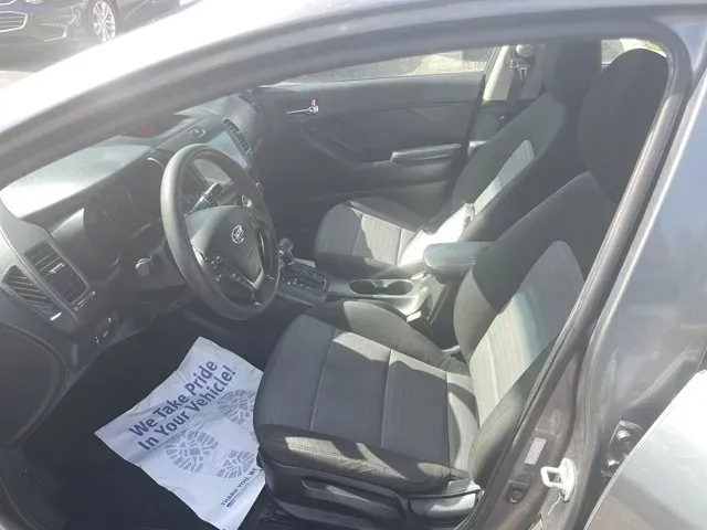 2016 Kia Forte 5-Door (KNAFK5A87G5) with an Other engine, AUTOMATIC transmission, located at 7701 Park Blvd., Pinellas Park, FL, 33781, (727) 369-7777, 27.839552, -82.747284 - Are you ready to enhance your daily commute or embark on your next weekend adventure? Look no further than this exceptional 2016 Kia Forte 5-Door, available now at Byrider Florida #154 in Pinellas Park, FL. This versatile vehicle is perfect for budget-conscious buyers seeking reliable transportation - Photo#9