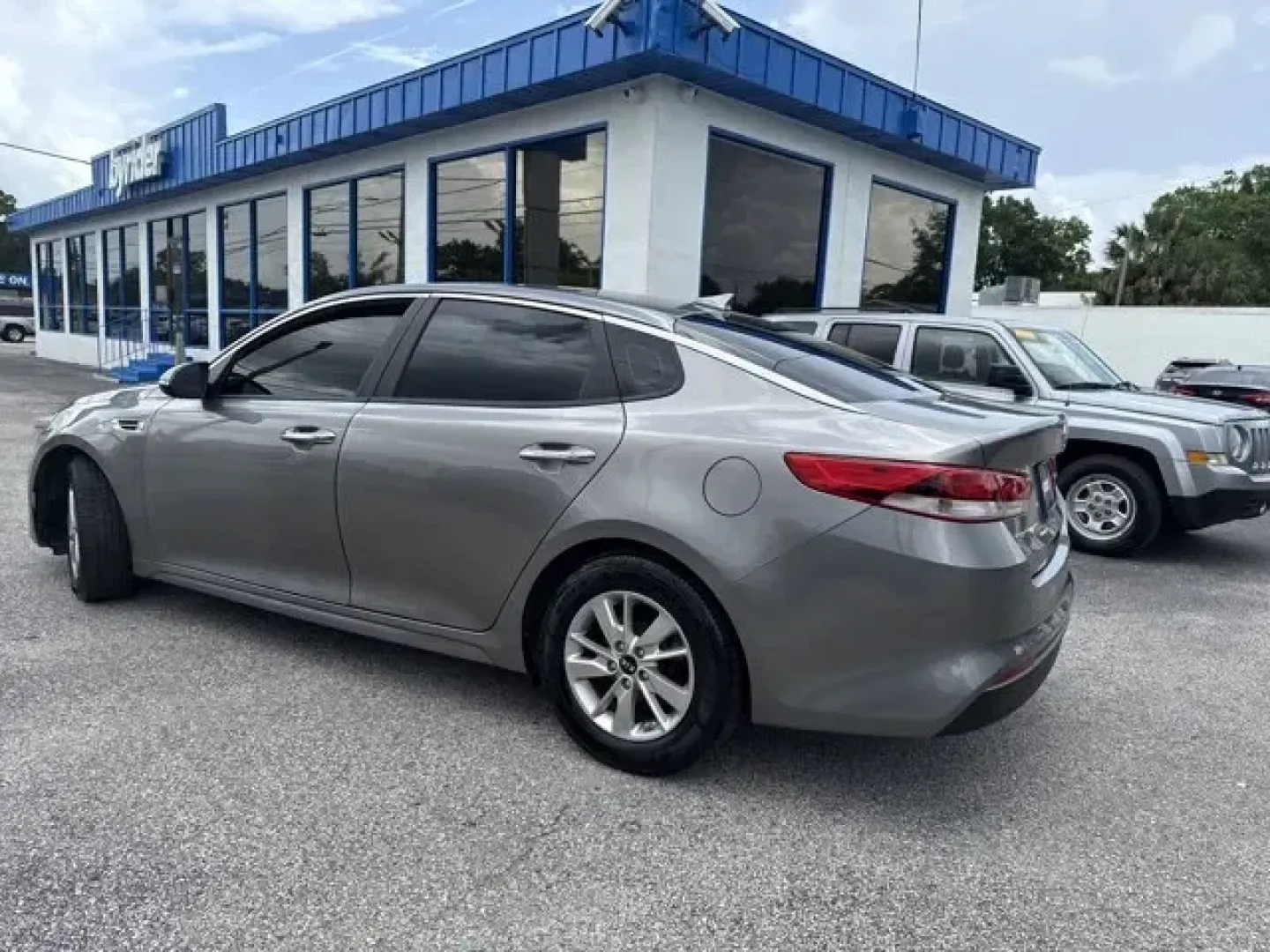 2016 Kia Optima (5XXGT4L34GG) with an Other engine, AUTOMATIC transmission, located at 1285 Cassat Ave, Jacksonville, FL, 32205, (904) 425-3000, 30.299780, -81.732430 - IIHS Top Safety Pick+. Scores 35 Highway MPG and 24 City MPG! This Kia Optima boasts a Regular Unleaded I-4 2.4 L/144 engine powering this Automatic transmission. TITANIUM GRAY, CARPETED FLOOR MATS, BLACK, CLOTH SEAT TRIM W/YES ESSENTIALS.* This Kia Optima Features the Following Options *Window Grid - Photo#4