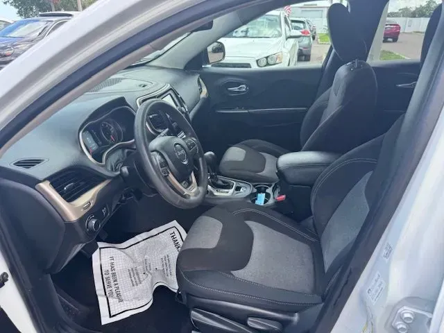 2017 Jeep Cherokee (1C4PJLAB3HW) with an Other engine, AUTOMATIC transmission, located at 7701 Park Blvd., Pinellas Park, FL, 33781, (727) 369-7777, 27.839552, -82.747284 - **Explore the Great Outdoors with This 2017 Jeep Cherokee: Your Adventure Awaits!**<br /> <br /> Are you ready to elevate your lifestyle and embrace weekend adventures with family and friends? This 2017 Jeep Cherokee, located at Byrider Florida #154 in Pinellas Park, is the perfect companion for bot - Photo#5