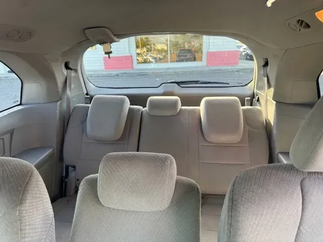 2016 Honda Odyssey (5FNRL5H35GB) with an Other engine, AUTOMATIC transmission, located at 7701 Park Blvd., Pinellas Park, FL, 33781, (727) 369-7777, 27.839552, -82.747284 - If you're searching for the perfect family vehicle or a dependable ride for your daily commutes, look no further than this 2016 Honda Odyssey, available now at Byrider Florida #154 in Pinellas Park, FL. With ample space for passengers and cargo, this silver beauty is designed to meet the needs of gr - Photo#6